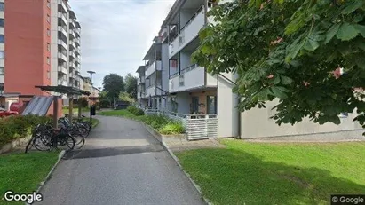 Lägenheter att hyra i Gävle - Bild från Google Street View Lägenheter att hyra i Gävle - Bild från Google Street View