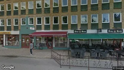 Lägenheter att hyra i Karlskrona - Bild från Google Street View Lägenheter att hyra i Karlskrona - Bild från Google Street View