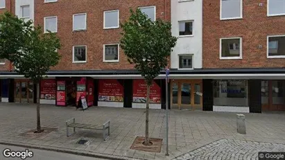 Lägenheter att hyra i Landskrona - Bild från Google Street View Lägenheter att hyra i Landskrona - Bild från Google Street View
