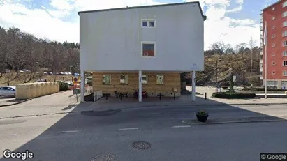 Lägenheter att hyra i Uddevalla - Bild från Google Street View Lägenheter att hyra i Uddevalla - Bild från Google Street View