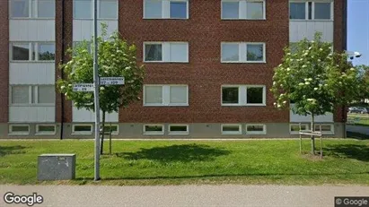 Lägenheter att hyra i Trollhättan - Bild från Google Street View Lägenheter att hyra i Trollhättan - Bild från Google Street View