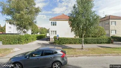 Lägenheter att hyra i Eskilstuna - Bild från Google Street View Lägenheter att hyra i Eskilstuna - Bild från Google Street View