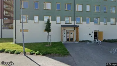 Lägenheter att hyra i Katrineholm - Bild från Google Street View Lägenheter att hyra i Katrineholm - Bild från Google Street View