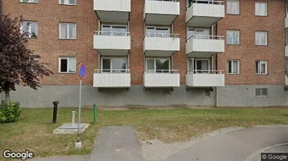 Lägenheter att hyra i Västerås - Bild från Google Street View Lägenheter att hyra i Västerås - Bild från Google Street View