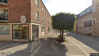 Lägenheter att hyra i Köping - Bild från Google Street View Lägenheter att hyra i Köping - Bild från Google Street View