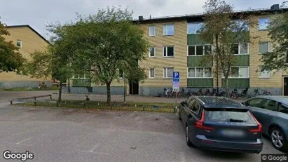 Lägenheter att hyra i Nybro - Bild från Google Street View Lägenheter att hyra i Nybro - Bild från Google Street View