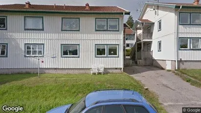 Lägenheter att hyra i Orust - Bild från Google Street View Lägenheter att hyra i Orust - Bild från Google Street View