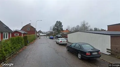 Lägenheter att hyra i Vänersborg - Bild från Google Street View Lägenheter att hyra i Vänersborg - Bild från Google Street View