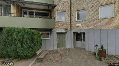 Lägenheter att hyra i Västerås - Bild från Google Street View Lägenheter att hyra i Västerås - Bild från Google Street View