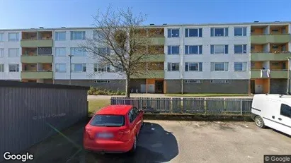 Lägenheter att hyra i Halmstad - Bild från Google Street View Lägenheter att hyra i Halmstad - Bild från Google Street View