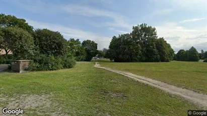 Lägenheter att hyra i Västerås - Bild från Google Street View Lägenheter att hyra i Västerås - Bild från Google Street View