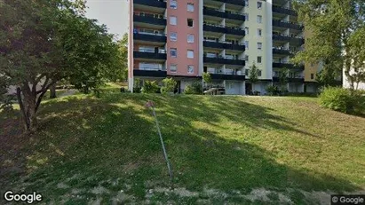 Lägenheter att hyra i Södertälje - Bild från Google Street View Lägenheter att hyra i Södertälje - Bild från Google Street View