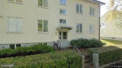 Lägenheter att hyra i Trollhättan - Bild från Google Street View Lägenheter att hyra i Trollhättan - Bild från Google Street View