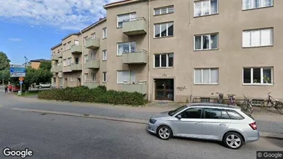 Lägenheter att hyra i Örebro - Bild från Google Street View Lägenheter att hyra i Örebro - Bild från Google Street View
