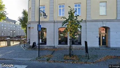 Lägenheter att hyra i Örebro - Bild från Google Street View Lägenheter att hyra i Örebro - Bild från Google Street View