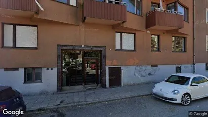 Lägenheter att hyra i Solna - Bild från Google Street View Lägenheter att hyra i Solna - Bild från Google Street View