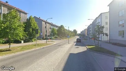 Lägenheter att hyra i Upplands Väsby - Bild från Google Street View Lägenheter att hyra i Upplands Väsby - Bild från Google Street View
