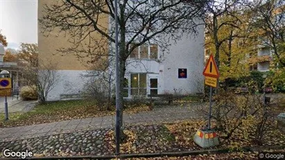 Lägenheter att hyra i Söderort - Bild från Google Street View Lägenheter att hyra i Söderort - Bild från Google Street View
