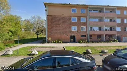 Lägenheter att hyra i Halmstad - Bild från Google Street View Lägenheter att hyra i Halmstad - Bild från Google Street View