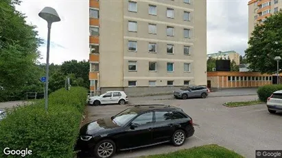 Lägenheter att hyra i Täby - Bild från Google Street View Lägenheter att hyra i Täby - Bild från Google Street View