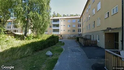 Lägenheter att hyra i Södertälje - Bild från Google Street View Lägenheter att hyra i Södertälje - Bild från Google Street View