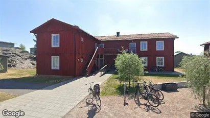Lägenheter att hyra i Kungsbacka - Bild från Google Street View Lägenheter att hyra i Kungsbacka - Bild från Google Street View