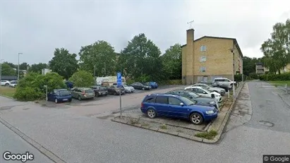 Lägenheter att hyra i Strängnäs - Bild från Google Street View Lägenheter att hyra i Strängnäs - Bild från Google Street View