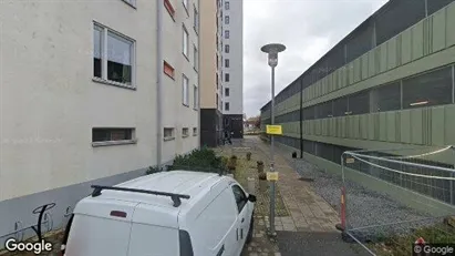Lägenheter att hyra i Sollentuna - Bild från Google Street View Lägenheter att hyra i Sollentuna - Bild från Google Street View