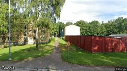 Lägenheter att hyra i Mönsterås - Bild från Google Street View Lägenheter att hyra i Mönsterås - Bild från Google Street View