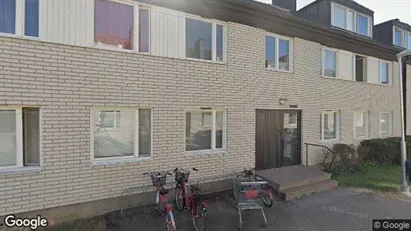 Lägenheter att hyra i Linköping - Bild från Google Street View Lägenheter att hyra i Linköping - Bild från Google Street View