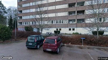 Lägenheter att hyra i Västerås - Bild från Google Street View Lägenheter att hyra i Västerås - Bild från Google Street View