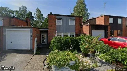 Lägenheter att hyra i Finspång - Bild från Google Street View Lägenheter att hyra i Finspång - Bild från Google Street View