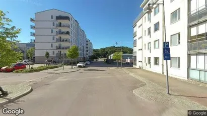 Lägenheter att hyra i Kungälv - Bild från Google Street View Lägenheter att hyra i Kungälv - Bild från Google Street View