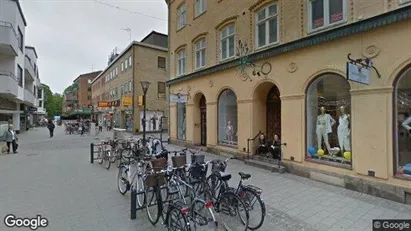 Lägenheter att hyra i Halmstad - Bild från Google Street View Lägenheter att hyra i Halmstad - Bild från Google Street View