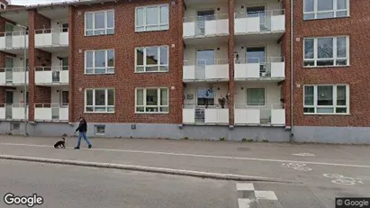 Lägenheter att hyra i Halmstad - Bild från Google Street View Lägenheter att hyra i Halmstad - Bild från Google Street View