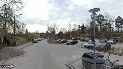 Lägenheter att hyra i Huddinge - Bild från Google Street View