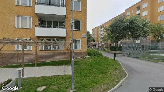 Lägenheter att hyra i Huddinge - Bild från Google Street View
