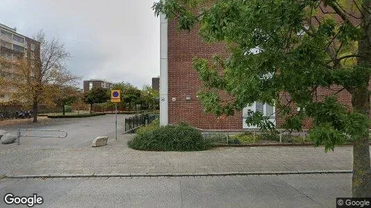 Lägenheter att hyra i Rosengård - Bild från Google Street View