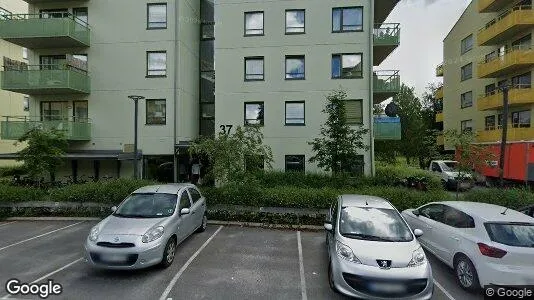 Lägenheter att hyra i Huddinge - Bild från Google Street View