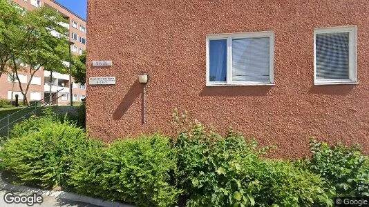 Lägenheter att hyra i Huddinge - Bild från Google Street View