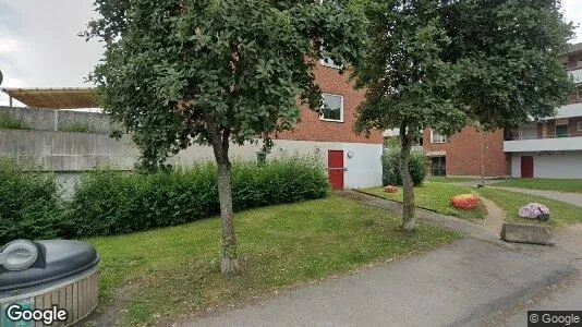 Lägenheter att hyra i Huddinge - Bild från Google Street View