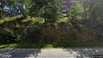 Lägenheter att hyra i Huddinge - Bild från Google Street View