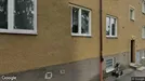 Lägenhet att hyra, Söderort, Spårfinnargränd