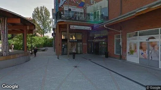 Lägenheter att hyra i Huddinge - Bild från Google Street View
