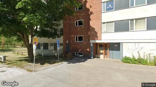 Lägenheter att hyra i Huddinge - Bild från Google Street View