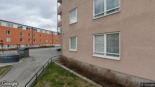 Lägenheter att hyra i Huddinge - Bild från Google Street View