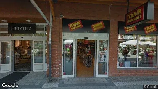 Lägenheter att hyra i Huddinge - Bild från Google Street View