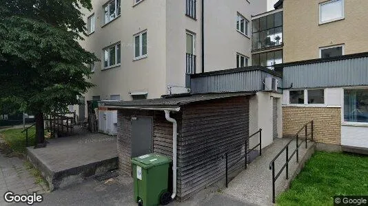 Lägenheter att hyra i Huddinge - Bild från Google Street View