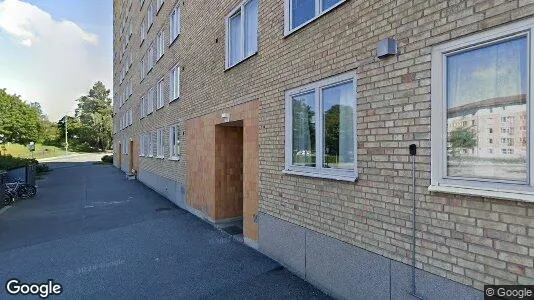 Lägenheter att hyra i Huddinge - Bild från Google Street View