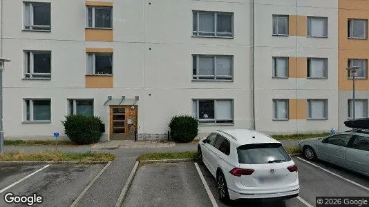 Lägenheter att hyra i Huddinge - Bild från Google Street View